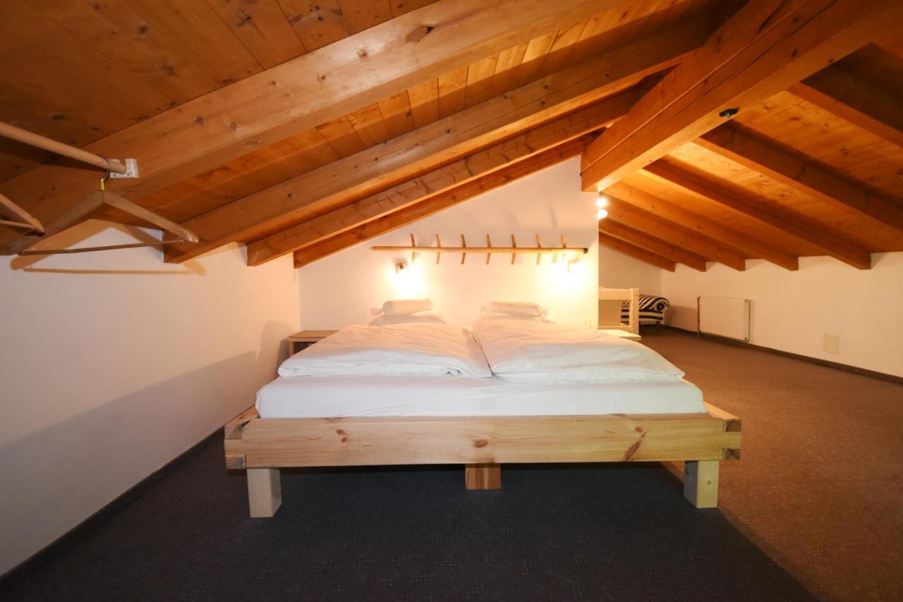 브레싸노네 Castel Campan 게스트하우스 외부 사진